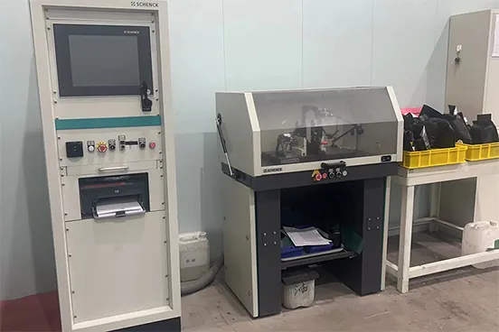 Máquina de balanceo horizontal de dureza Schenck HM10BK (Alemania)